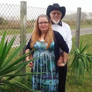 Meet your Posher, Priscilla